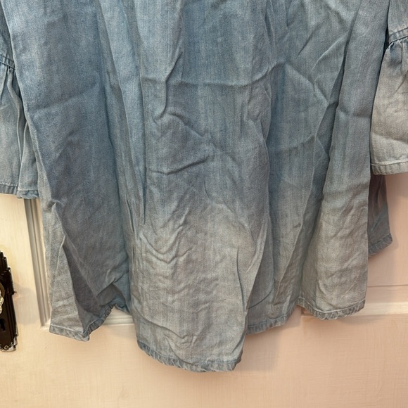 John Mark Women's Relaxed Fit Blue Ombré Shirt with Bell Sleeves Size M - Picture 9 of 12